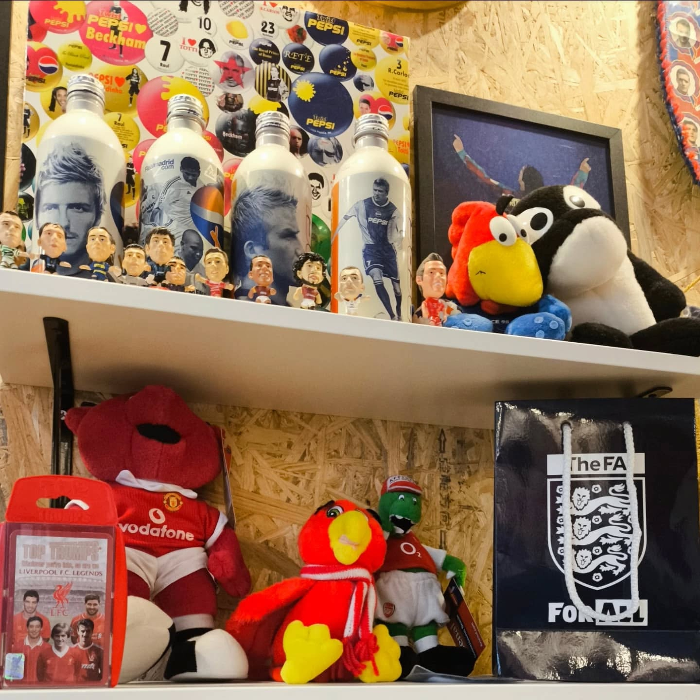 当店は愛知県で唯一ヴィンテージのサッカーユニフォームを取り扱...