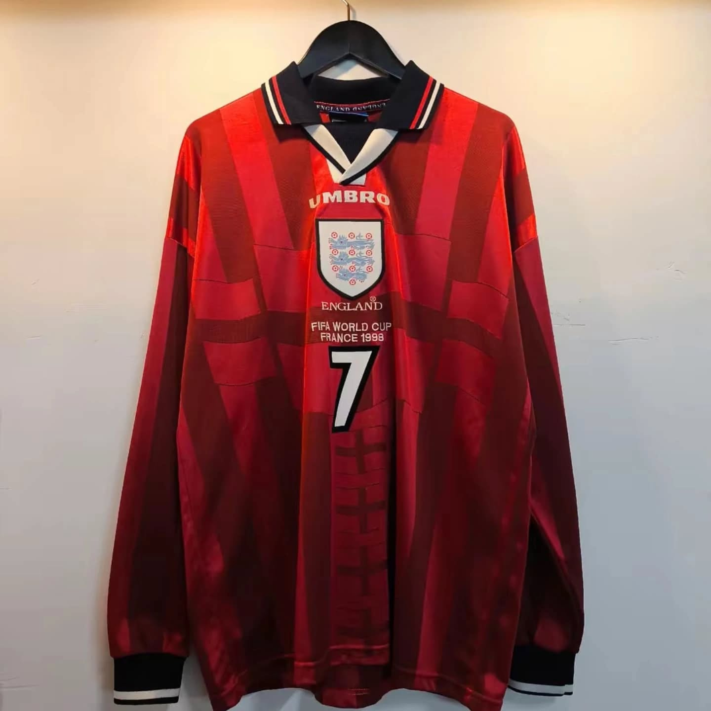 当店は愛知県で唯一ヴィンテージのサッカーユニフォームを取り扱...