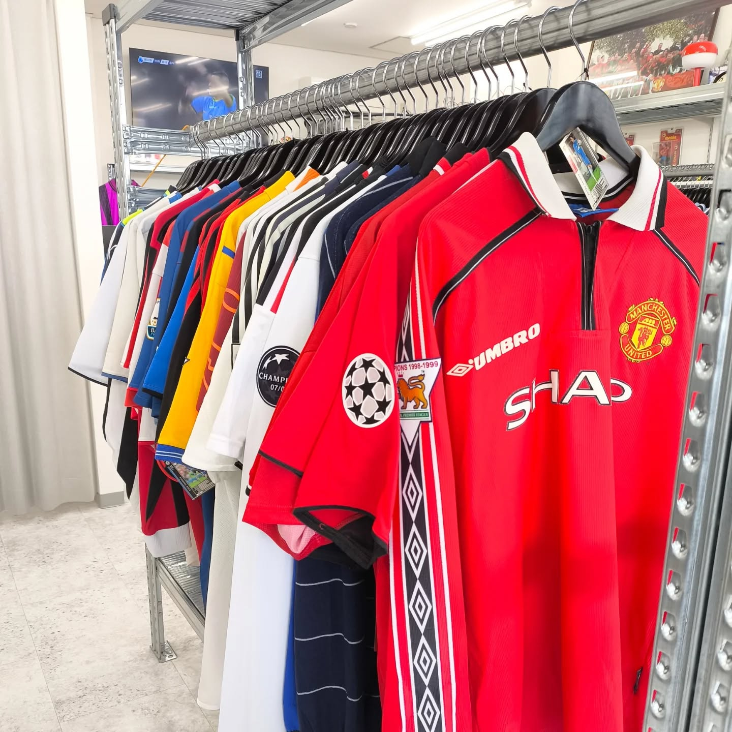 愛知県一宮市のサッカーユニフォームのお店